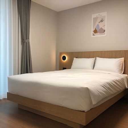 Golden Planet Incheon Hotel Bagian luar foto