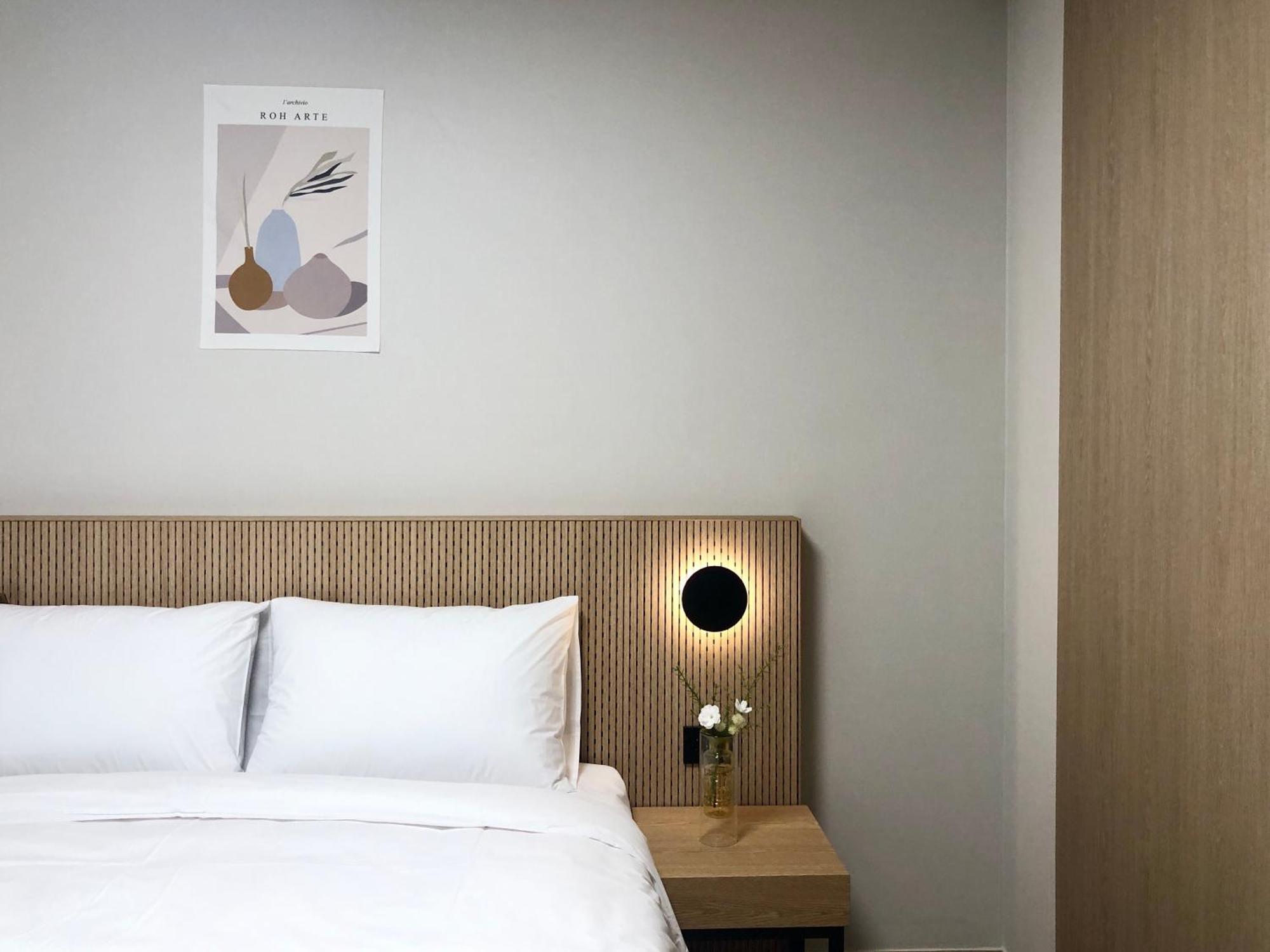 Golden Planet Incheon Hotel Bagian luar foto