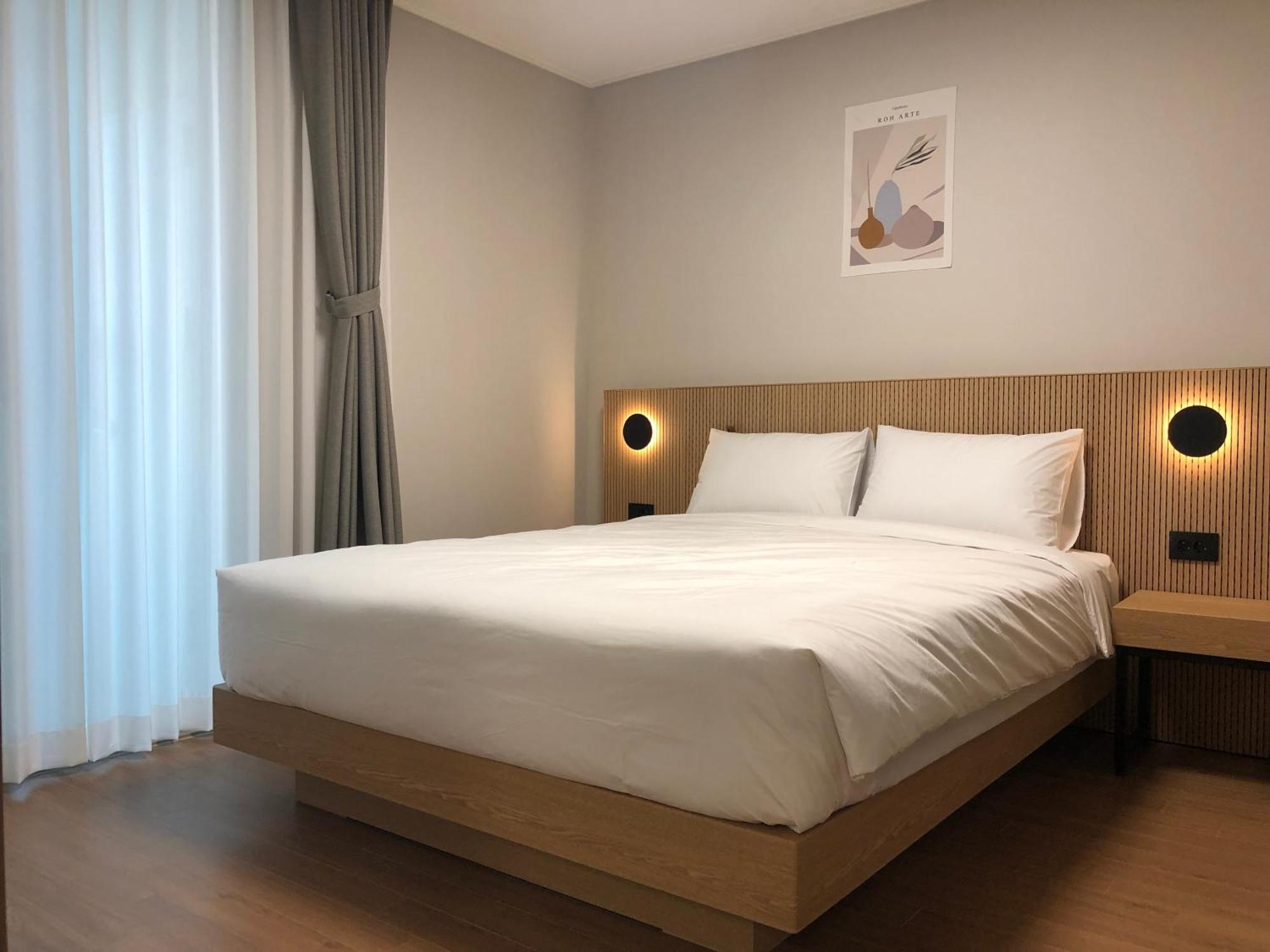 Golden Planet Incheon Hotel Bagian luar foto